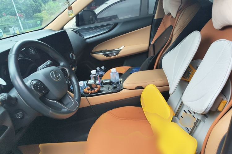 Used Lexus NX New Energy 2022 400h+ Deluxe Edition Left Front Seat