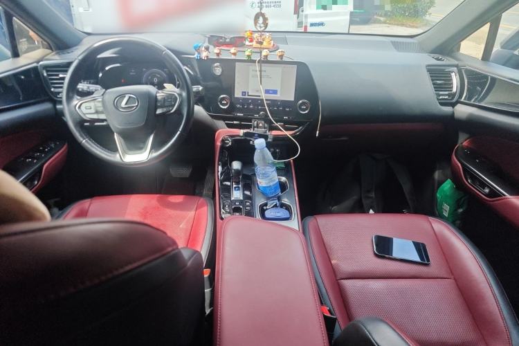 Used Lexus NX New Energy 2023 400h+ Comfort Edition Center Console