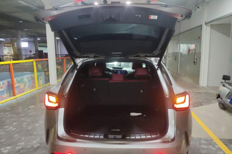 Used Lexus NX New Energy 2023 400h+ Comfort Edition Trunk