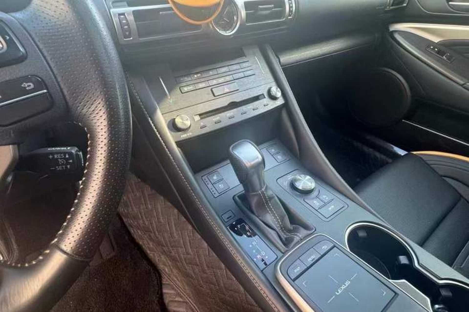 Used Lexus RC 2019 RC 300 F SPORT Edition Interior 3