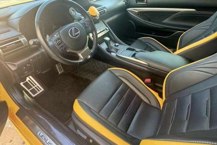 Used Lexus RC 2019 RC 300 F SPORT Edition Interior 6