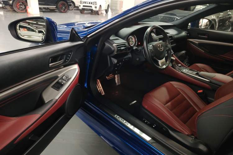 Used Lexus RC 2016 200t F SPORT Edition Driver Seat