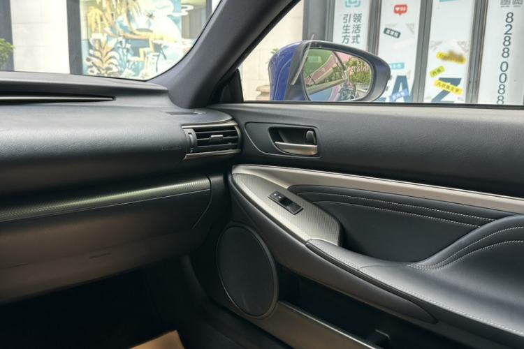Used Lexus RC 2016 200t F SPORT Edition Interior 2