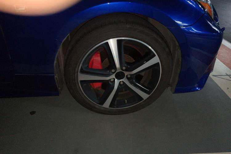 Used Lexus RC 2016 200t F SPORT Edition Right Front Wheel Hub