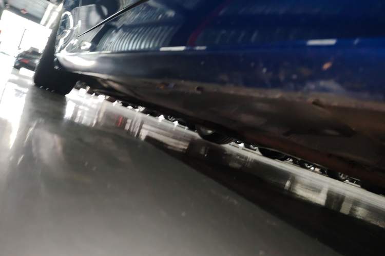 Used Lexus RC 2016 200t F SPORT Edition Right Side Sill