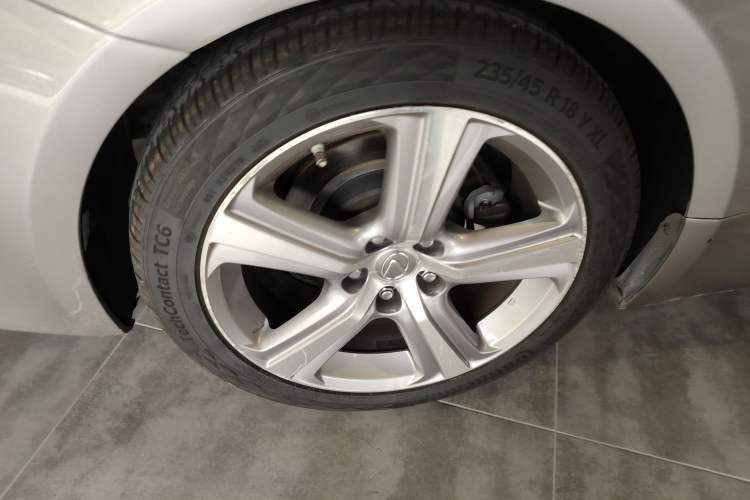 Used Lexus RC 2016 200t F SPORT Edition Right Rear Wheel Hub