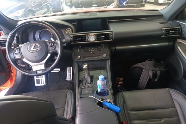 Used Lexus RC 2016 200t F SPORT Edition Center Console
