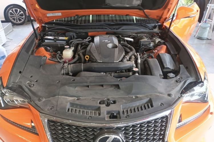 Used Lexus RC 2016 200t F SPORT Edition Engine Bay