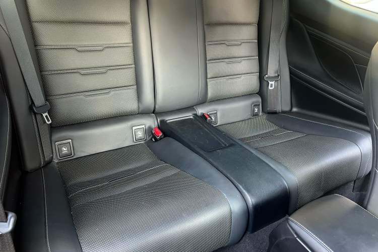 Used Lexus RC 2016 200t F SPORT Edition Interior 4