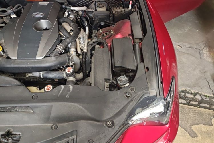 Used Lexus RC 2016 200t F SPORT Ultimate Edition Engine Bay Left