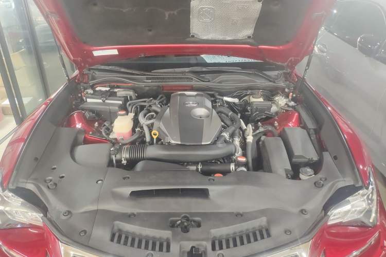 Used Lexus RC 2016 200t F SPORT Edition Engine Bay