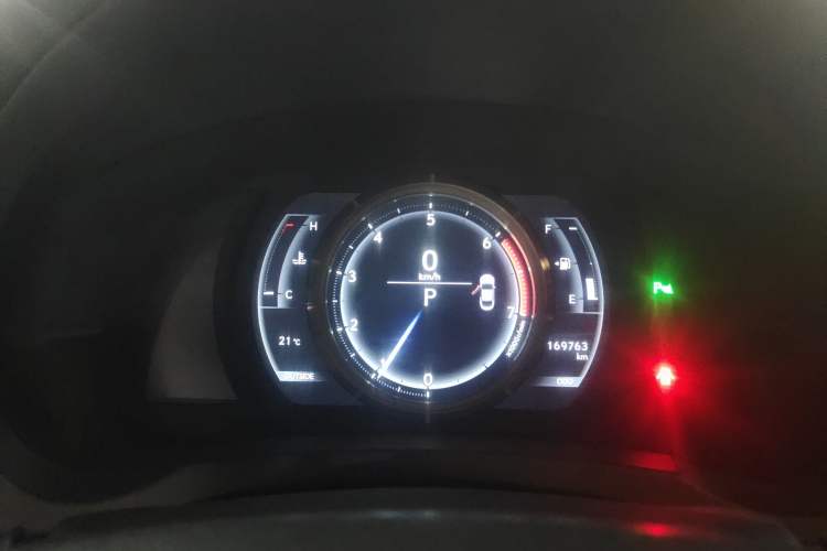 Used Lexus RC 2016 200t F SPORT Edition Instrument Cluster