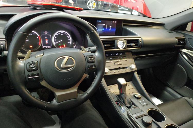 Used Lexus RC 2016 200t Fēngshàng Edition Interior 2