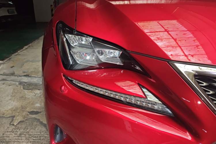 Used Lexus RC 2016 200t F SPORT Ultimate Edition Right Front Headlight