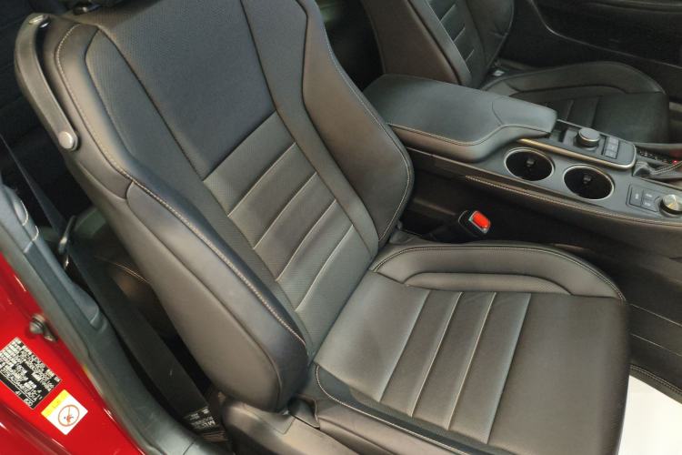 Used Lexus RC 2016 200t Fēngshàng Edition Right Front Seat