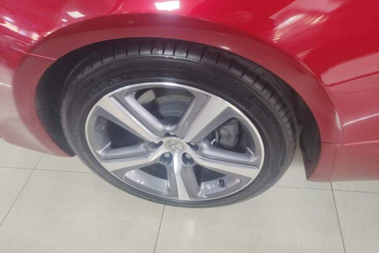 Used Lexus RC 2016 200t F SPORT Edition Right Rear Wheel Hub