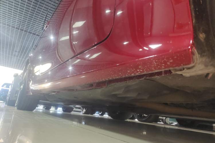 Used Lexus RC 2016 200t F SPORT Edition Right Side Sill