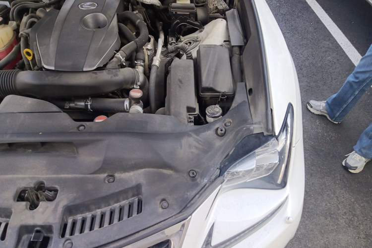 Used Lexus RC 2016 200t F SPORT Edition Engine Bay Left