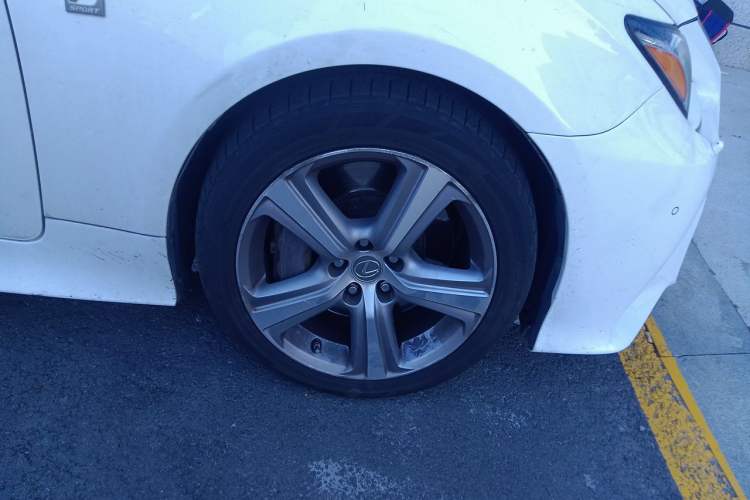 Used Lexus RC 2016 200t F SPORT Edition Right Front Wheel Hub