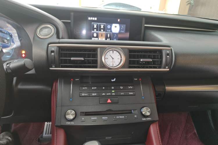 Used Lexus RC 2016 200t F SPORT Edition Audio And AC Panel