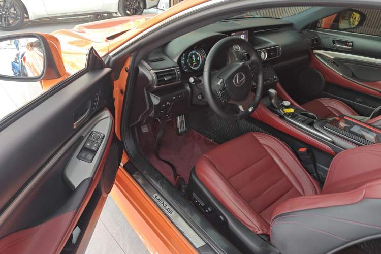 Used Lexus RC 2016 200t F SPORT Edition Driver Seat