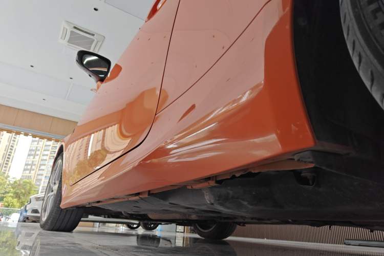Used Lexus RC 2016 200t F SPORT Edition Left Side Sill