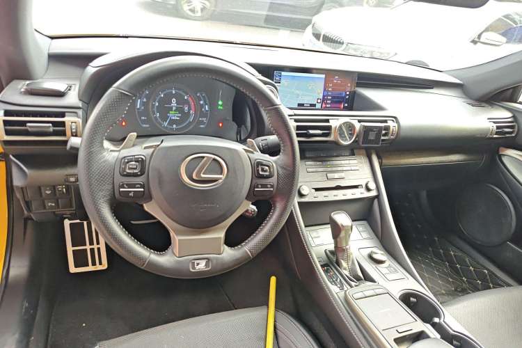 Used Lexus RC 2019 RC 300 F SPORT Edition Center Console