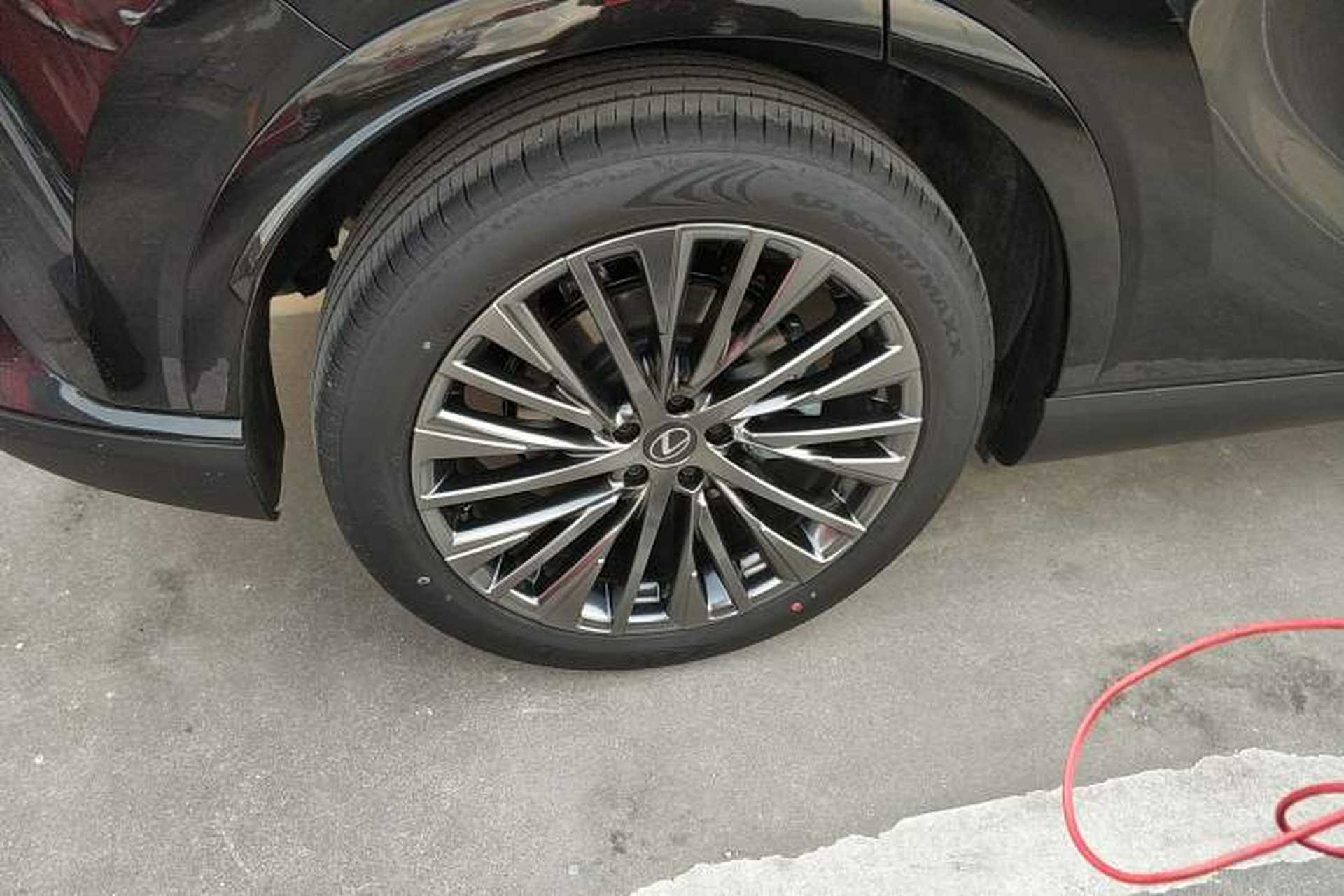 Used Lexus RX 2026 Model 350h Four-Wheel-Drive Chunxiang Edition Right Rear Wheel Hub