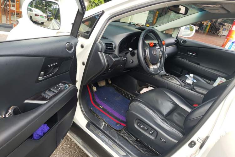 Used Lexus RX  Driver Seat
