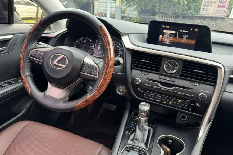 Used Lexus RX 2016 300 Two-Wheel Drive Elite Version China V Standard Audio And AC Panel