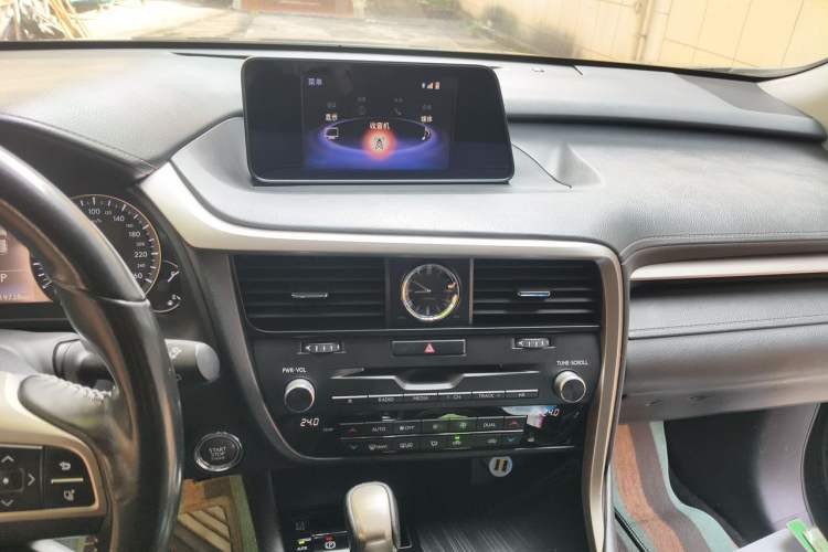 Used Lexus RX 2016 300 Two-Wheel Drive Elite Version China V Standard Audio And AC Panel