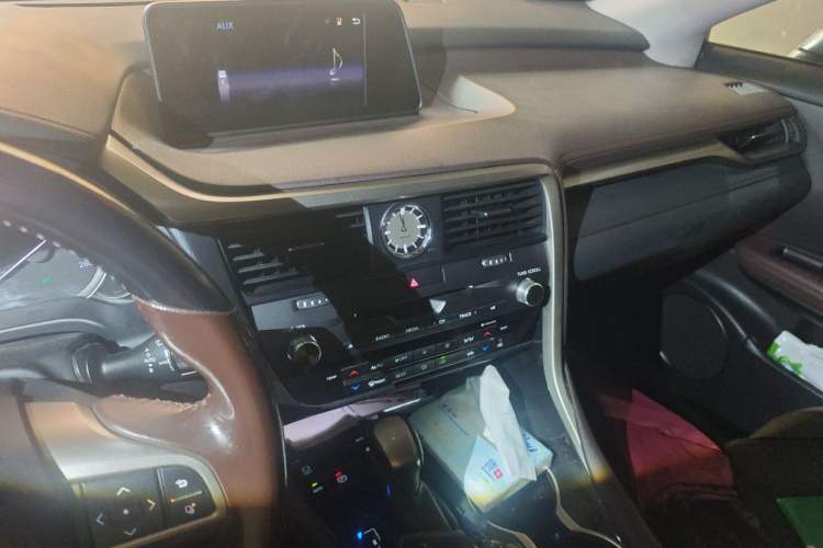 Used Lexus RX 2016 300 Two-Wheel Drive Comfort Edition China V Standard Audio And AC Panel