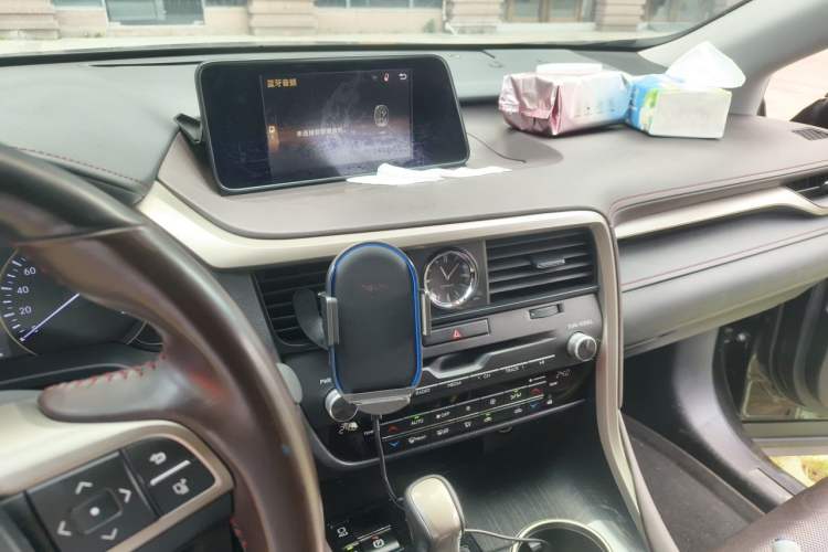 Used Lexus RX 2016 300 Two-Wheel Drive Elite Edition China VI Standard Audio And AC Panel