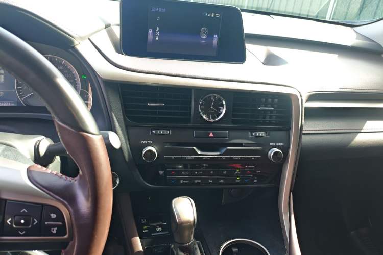 Used Lexus RX 2016 300 4x4 Elegant Edition China V-standard Audio And AC Panel