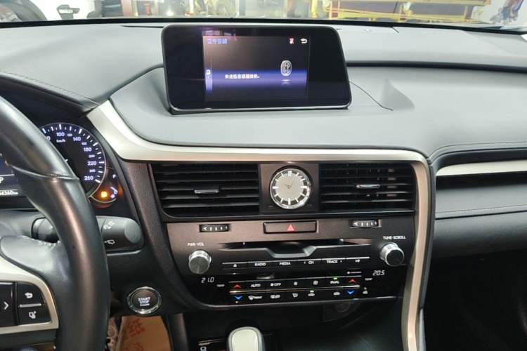 Used Lexus RX 2016 300 Two-Wheel Drive Elite Edition China VI Standard Audio And AC Panel