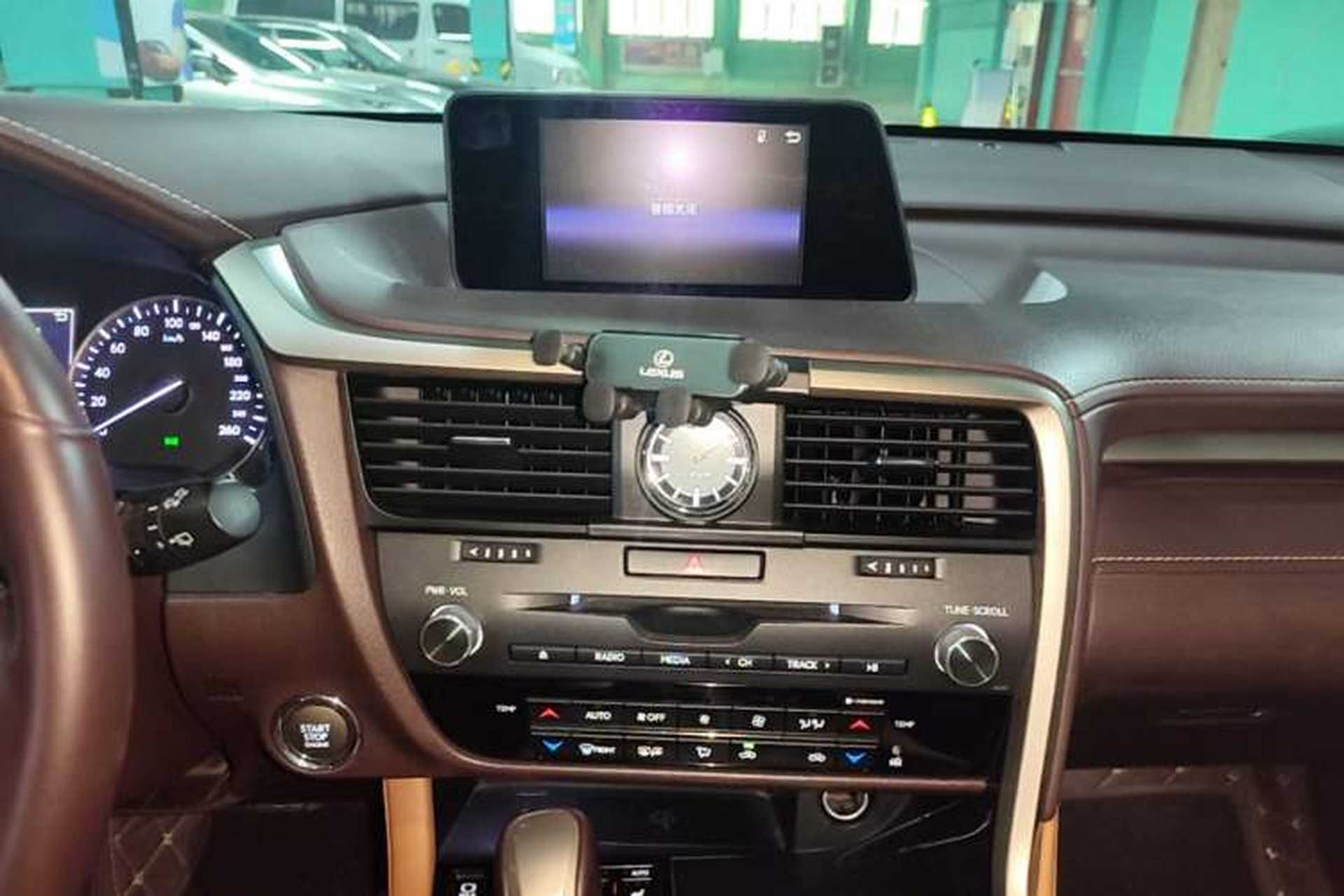 Used Lexus RX 2016 300 Two-Wheel Drive Comfort Edition China V Standard Audio And AC Panel