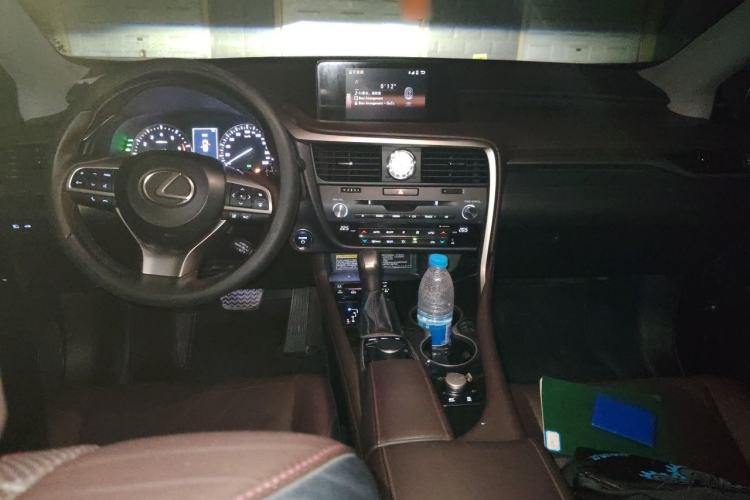 Used Lexus RX 2016 450h Four-Wheel Drive Elegant Edition Center Console