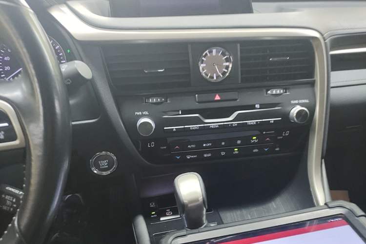 Used Lexus RX 2016 300 Two-Wheel Drive Elite Version China V Standard Center Console