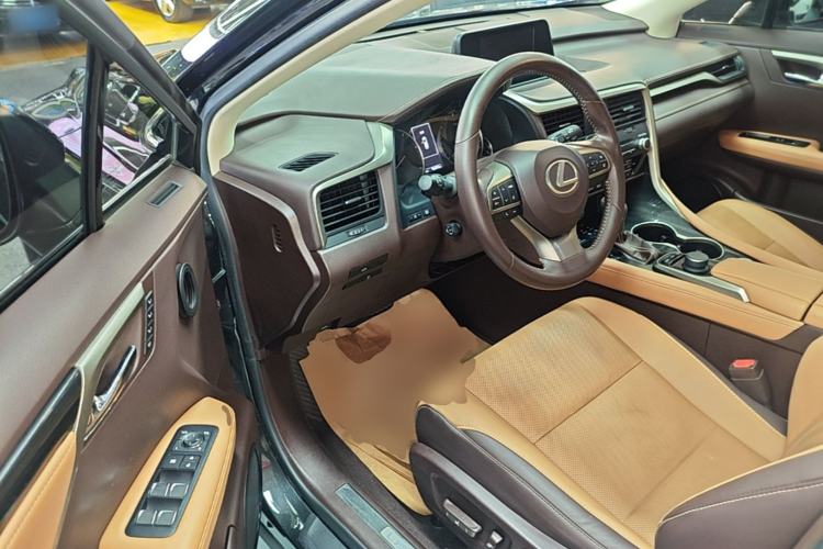 Used Lexus RX 2016 300 4x4 Elegant Edition China V-standard Driver Seat
