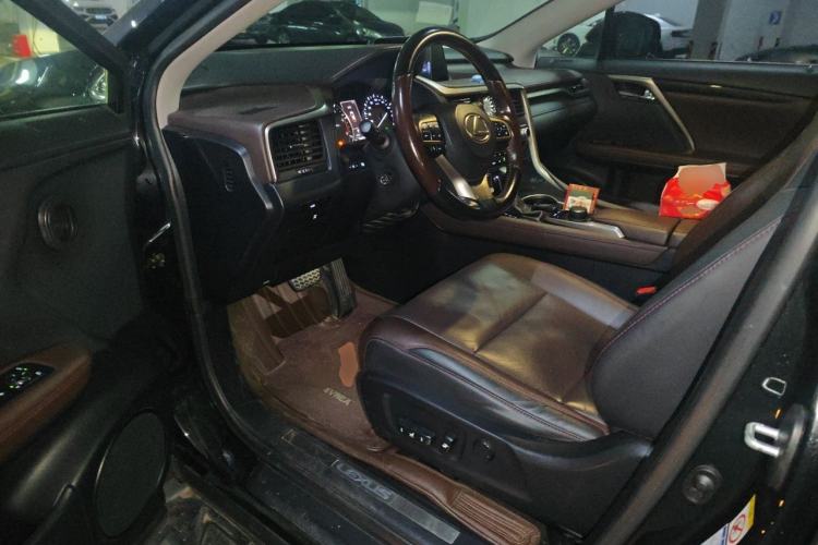 Used Lexus RX 2016 300 4x4 Elegant Edition China V-standard Driver Seat