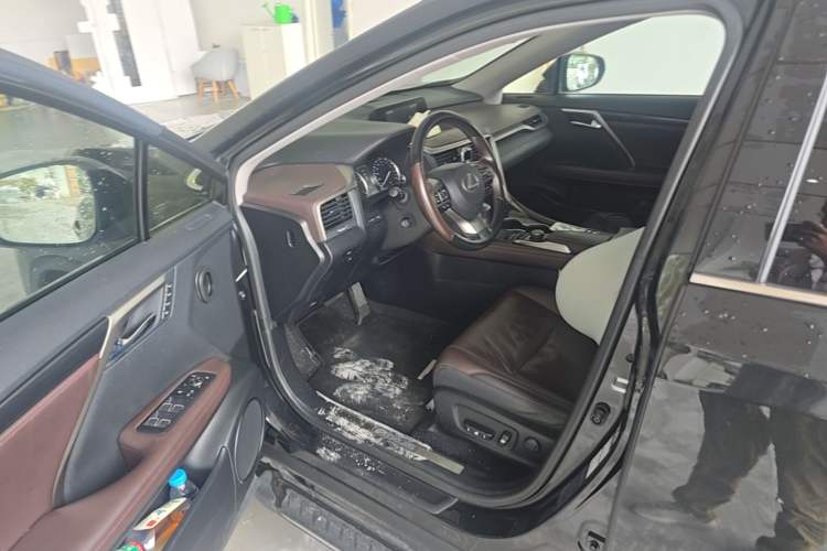 Used Lexus RX 2016 300 4x4 Elegant Edition China V-standard Driver Seat