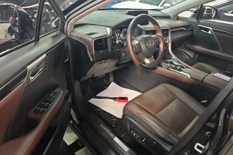 Used Lexus RX 2016 300 4x4 Elegant Edition China V-standard Driver Seat