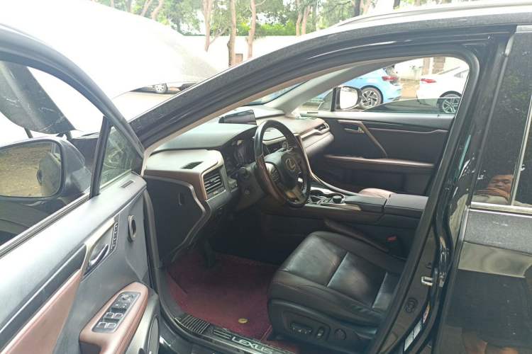 Used Lexus RX 2016 300 4x4 Elegant Edition China V-standard Driver Seat