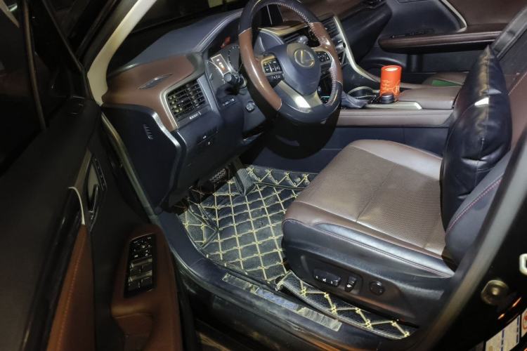 Used Lexus RX 2016 300 4x4 Elegant Edition China V-standard Driver Seat