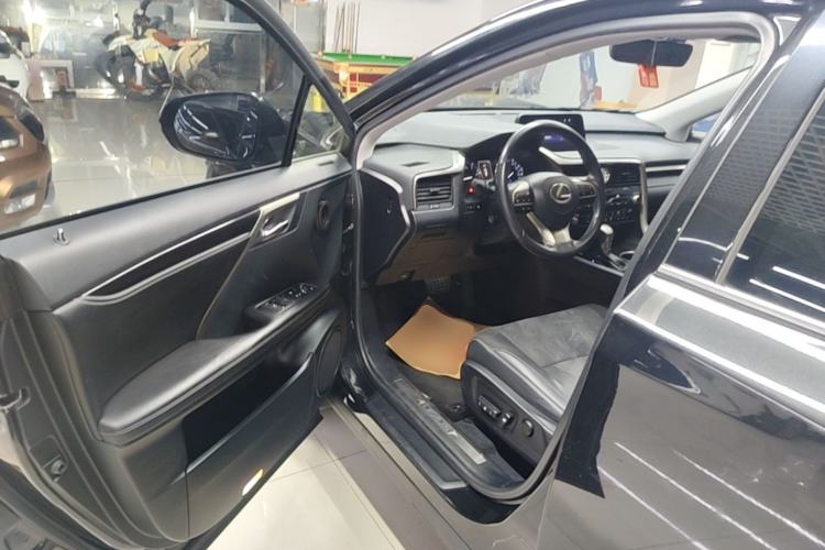 Used Lexus RX 2016 300 Two-Wheel Drive Elite Edition China VI Standard Driver Seat