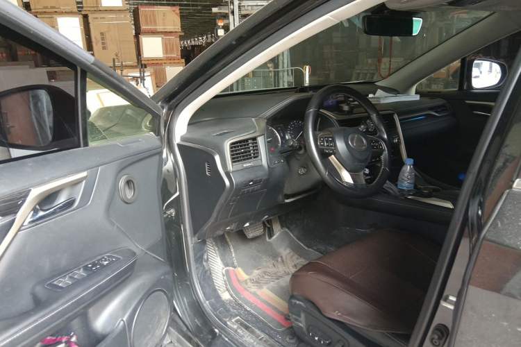 Used Lexus RX 2016 300 Two-Wheel Drive Elite Edition China VI Standard Driver Seat