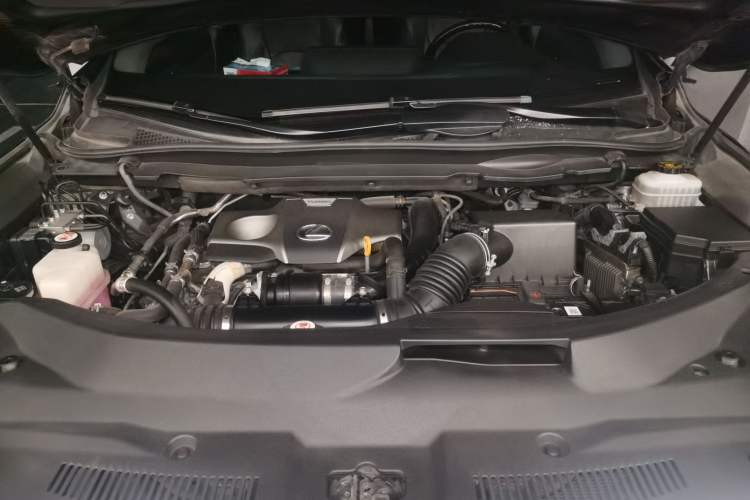 Used Lexus RX 2016 300 4x4 Luxury Edition China V Standard Engine Bay
