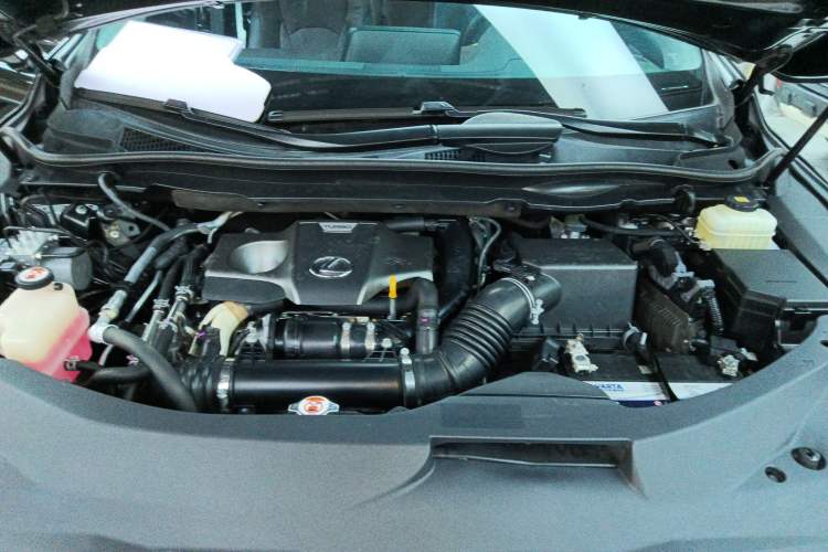 Used Lexus RX 2016 300 4x4 Elegant Edition China VI Engine Bay