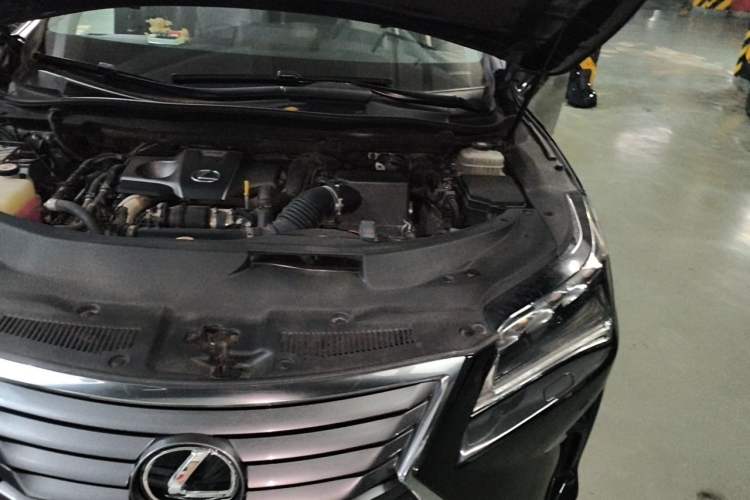 Used Lexus RX 2016 300 4x4 Elegant Edition China VI Engine Bay Left