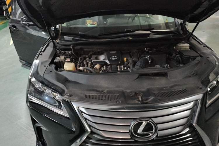 Used Lexus RX 2016 300 4x4 Elegant Edition China VI Engine Bay Right